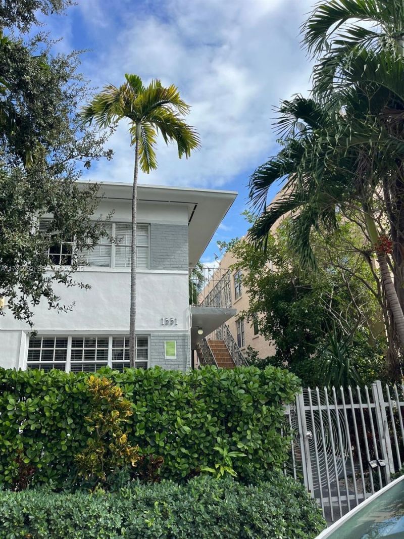1551 Michigan Ave, Unit 10, Miami Beach, FL 33139 Photo