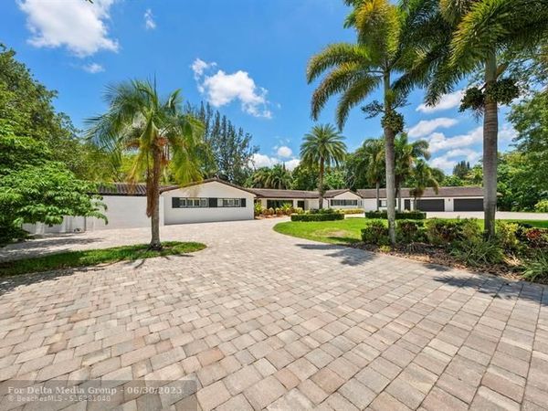 14701 SUNSET LN, Southwest Ranches, FL 33330