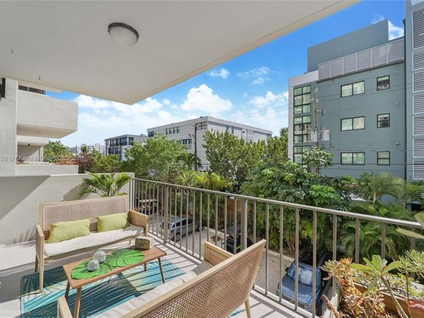 575 Crandon Blvd, Unit 306, Key Biscayne, FL 33149