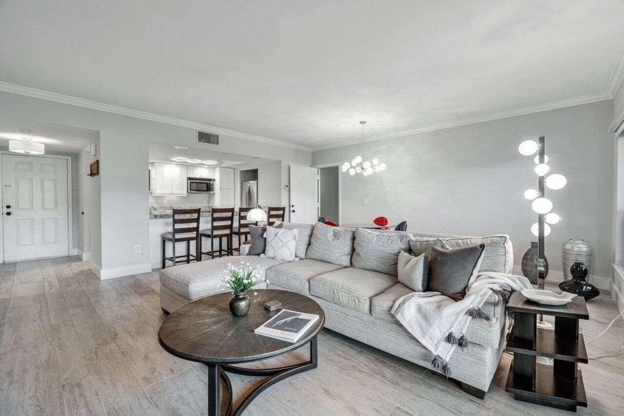 11863 Wimbledon Circle, Unit 444, Wellington, FL 33414 Photo