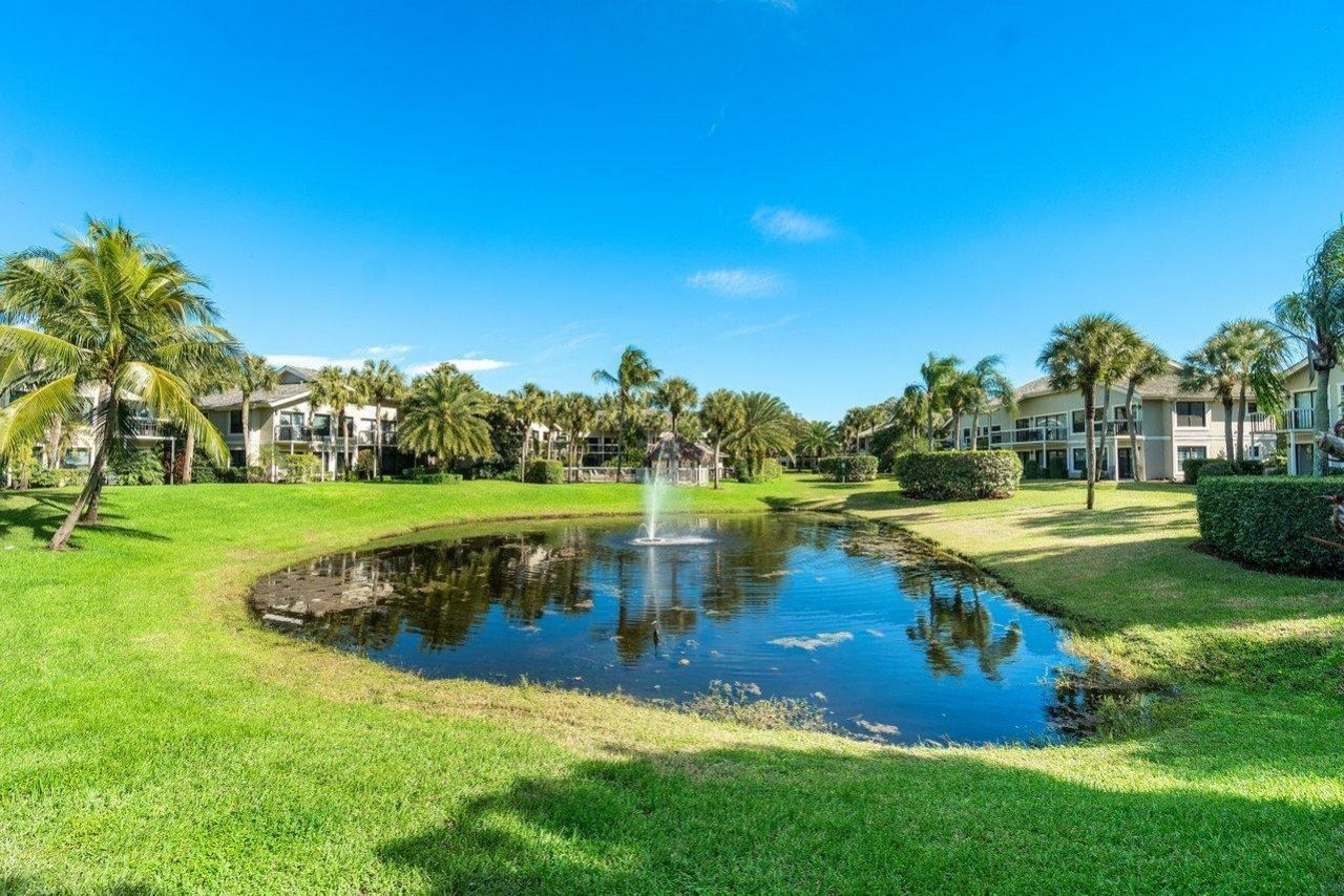 11863 Wimbledon Circle, Unit 444, Wellington, FL 33414 Photo