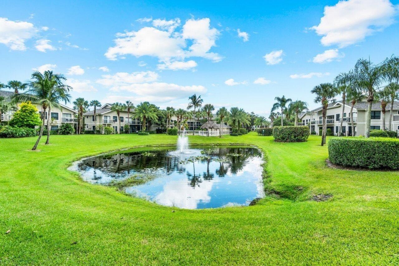 11863 Wimbledon Circle, Unit 444, Wellington, FL 33414 Photo