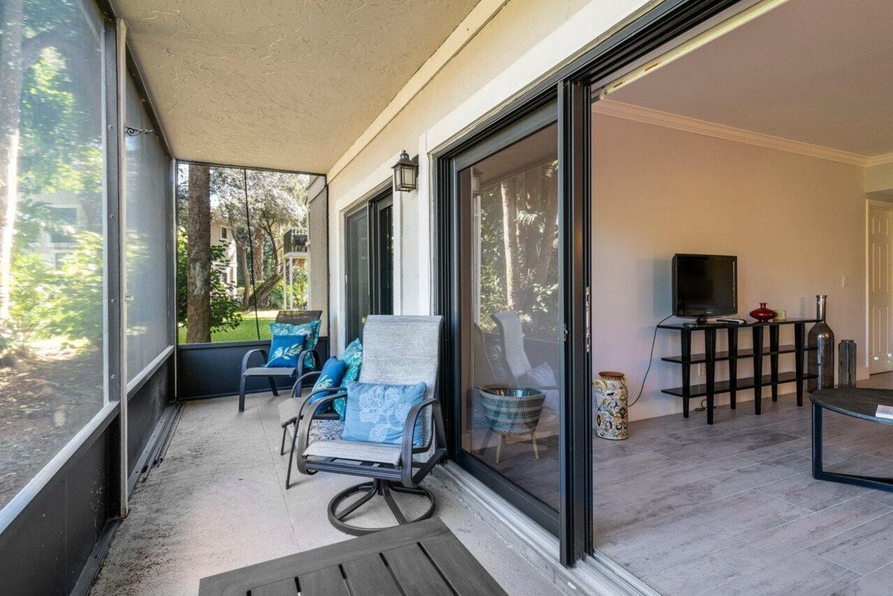 11863 Wimbledon Circle, Unit 444, Wellington, FL 33414 Photo