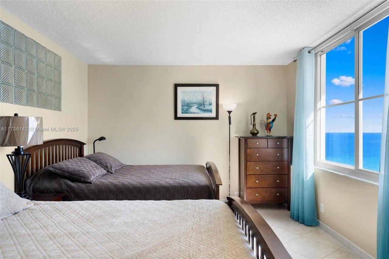 3725 S Ocean Dr, Unit 1110, Hollywood, FL 33019 Photo