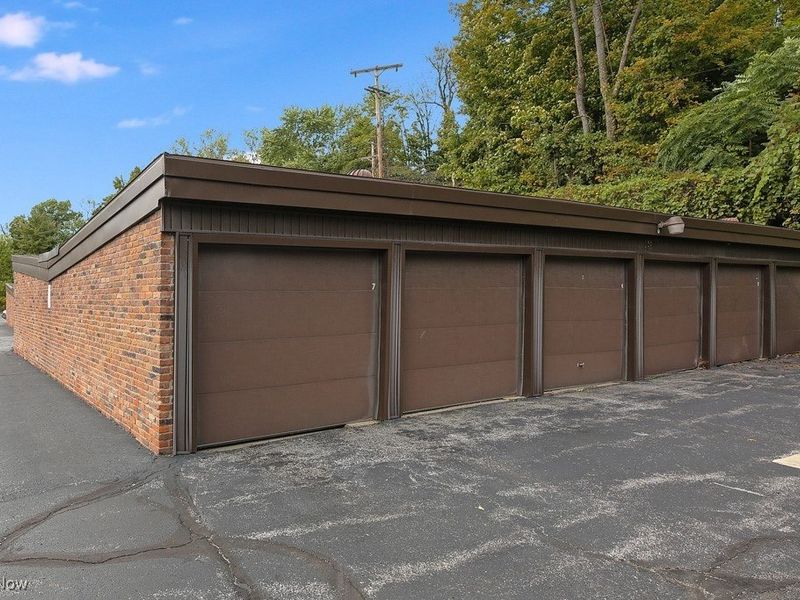 5721 Som Center Road, Unit 25, Solon, OH 44139 Photo 24