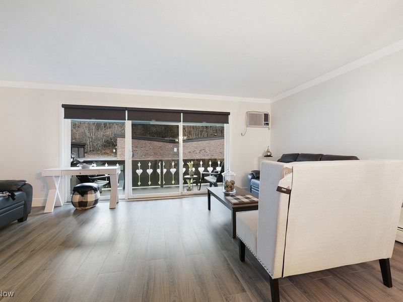 5721 Som Center Road, Unit 25, Solon, OH 44139 Photo 6