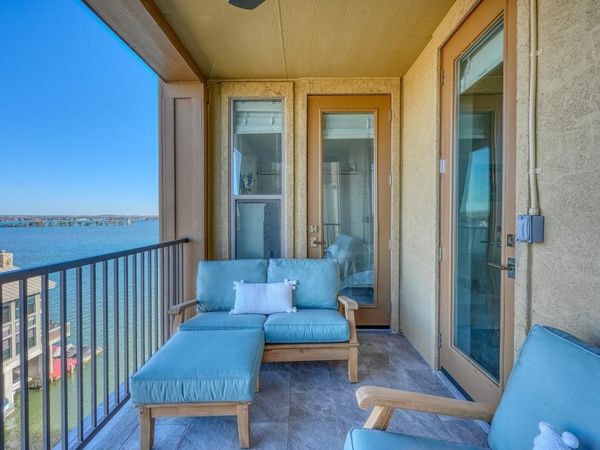 1001 The Cape Rd. RD, Unit 46, Horseshoe Bay, TX 78657