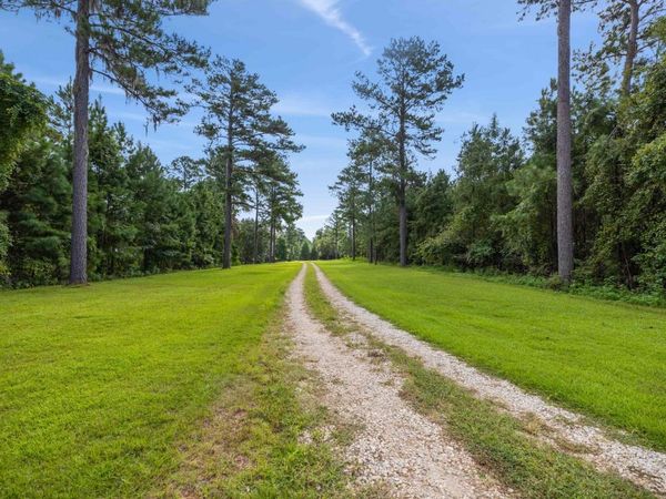 5682 Adrienne Drive, Tallahassee, FL 32311