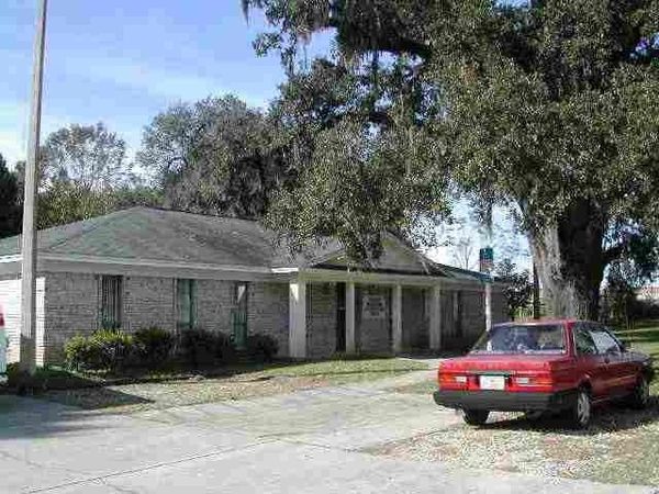 1222 Live Oak St, Quincy, FL 32351