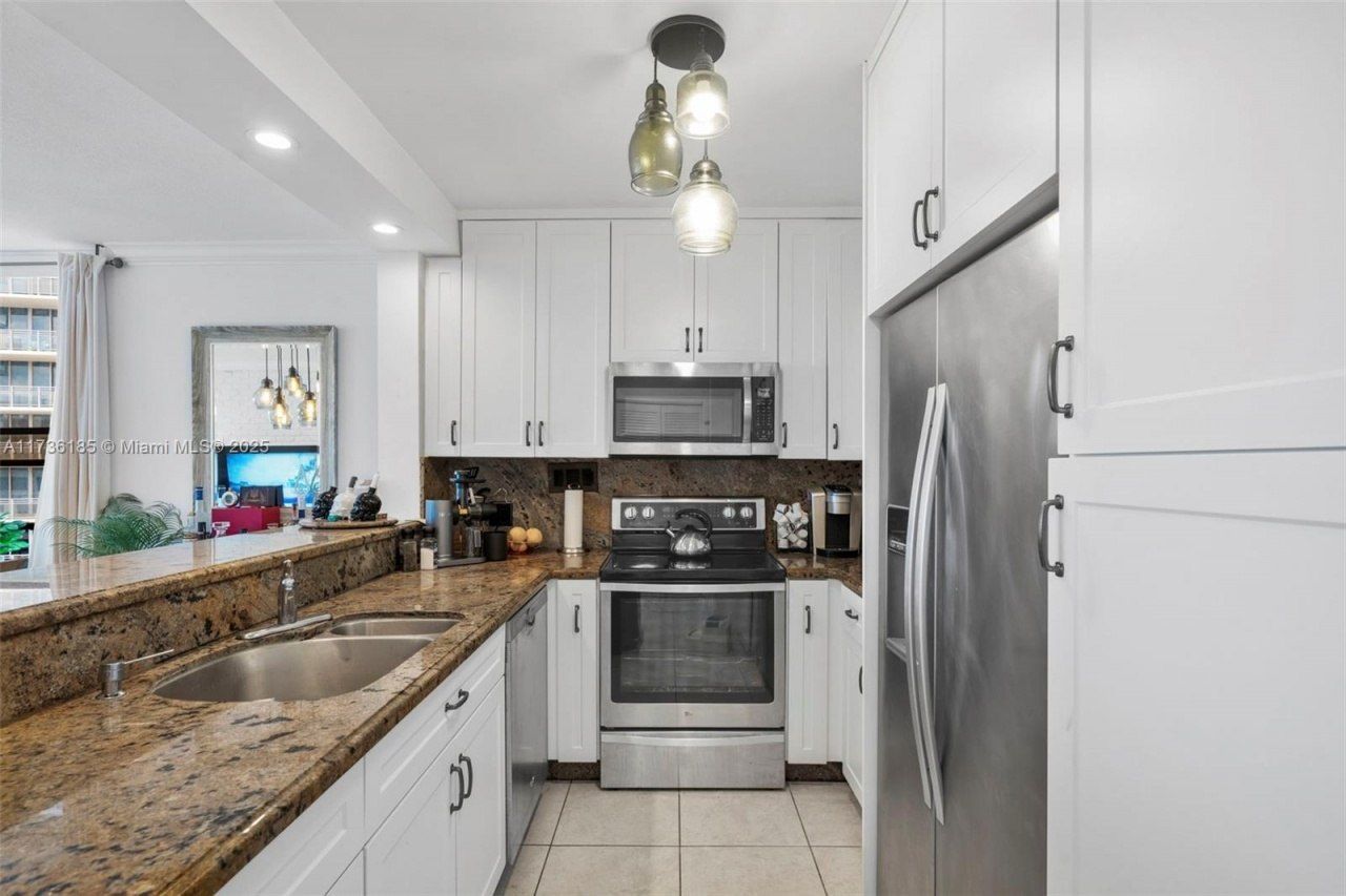 3505 S Ocean Dr, Unit 1221, Hollywood, FL 33019 Photo