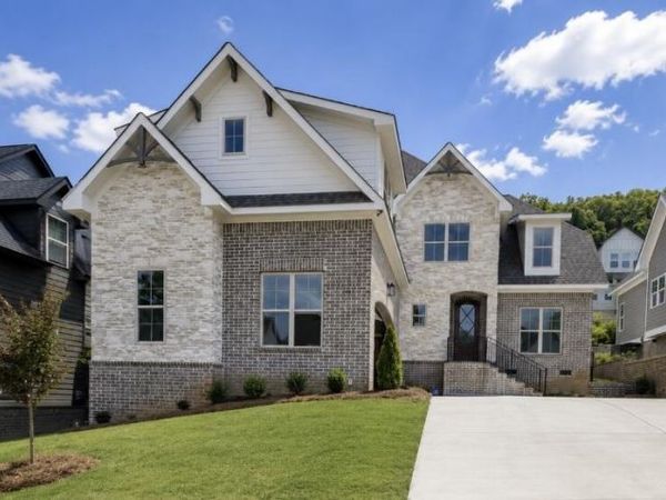 9892 Trestle Circle, Ooltewah, TN 37363