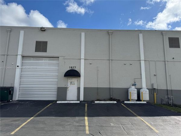 1805 SW 31st Ave, Pembroke Park, FL 33009