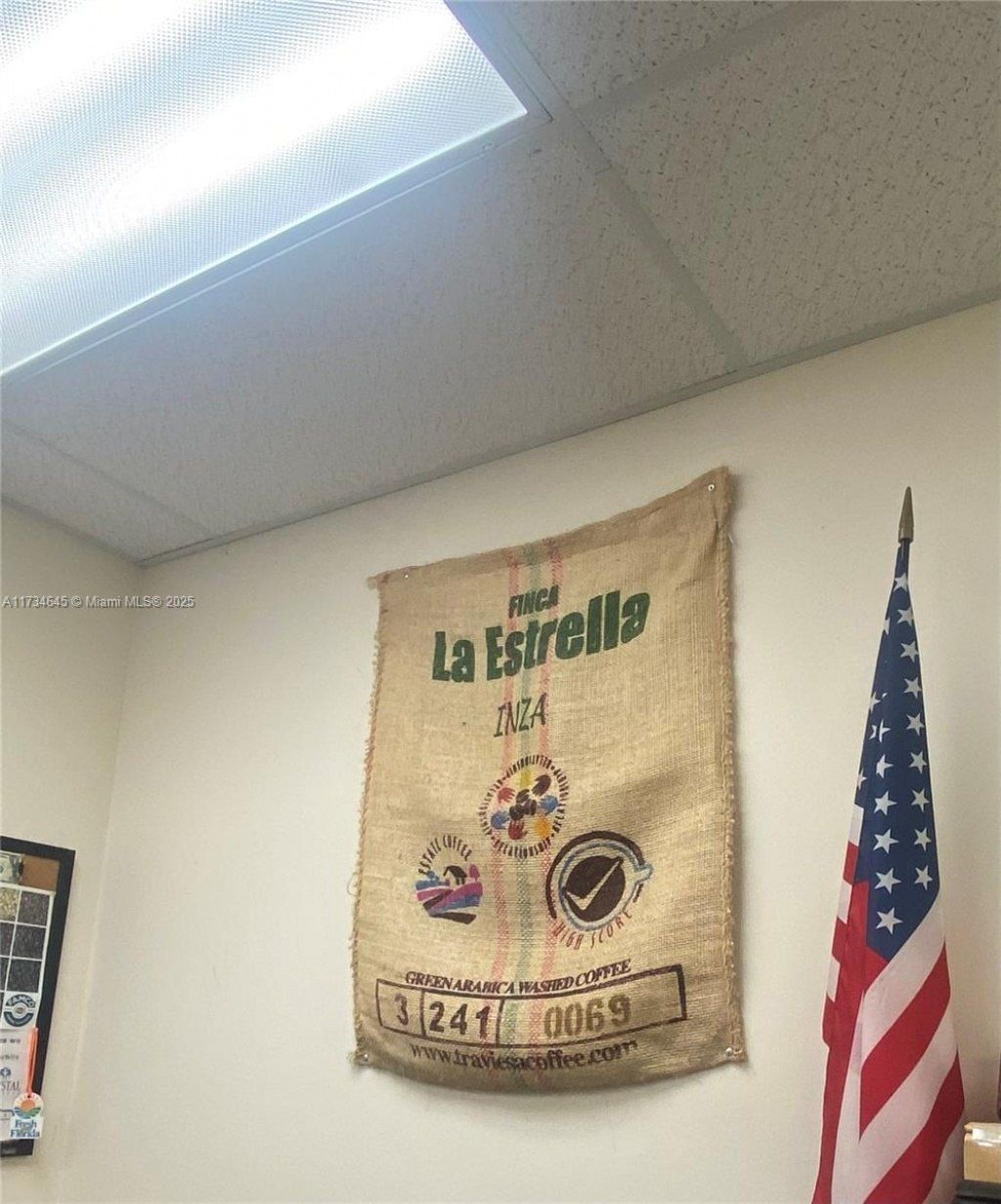 1805 SW 31st Ave, Pembroke Park, FL 33009 Photo