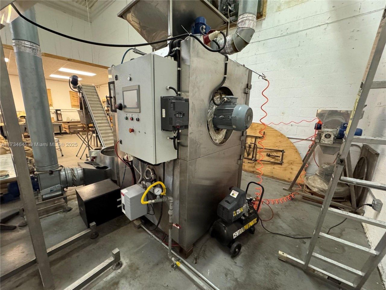 1805 SW 31st Ave, Pembroke Park, FL 33009 Photo