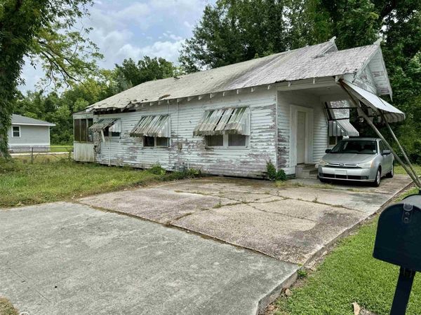 254 Carlos Street, Houma, LA 70364