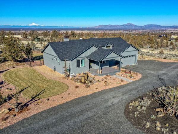 9280 SW Copley Road, Powell Butte, OR 97753