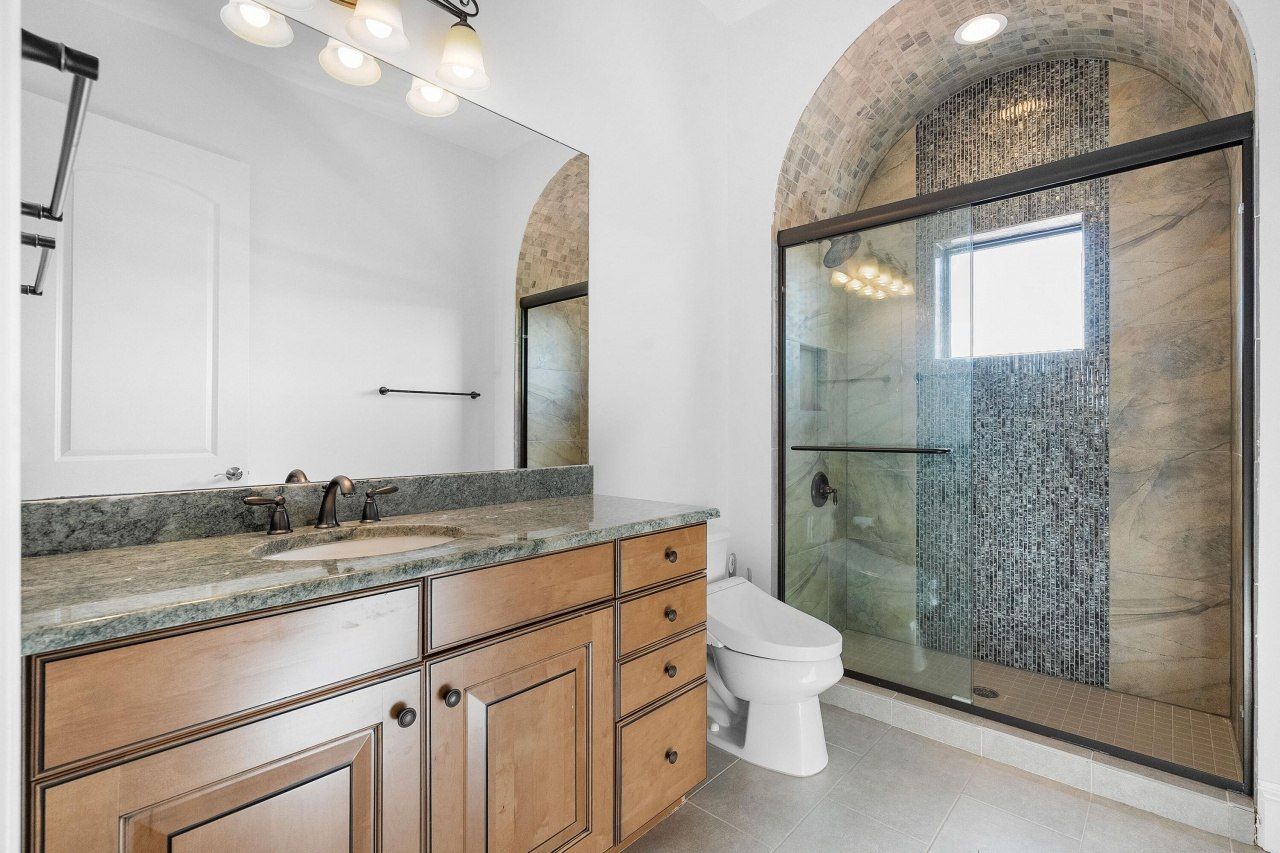 201 SE Fiore Bello, Port Saint Lucie, FL 34952 Photo