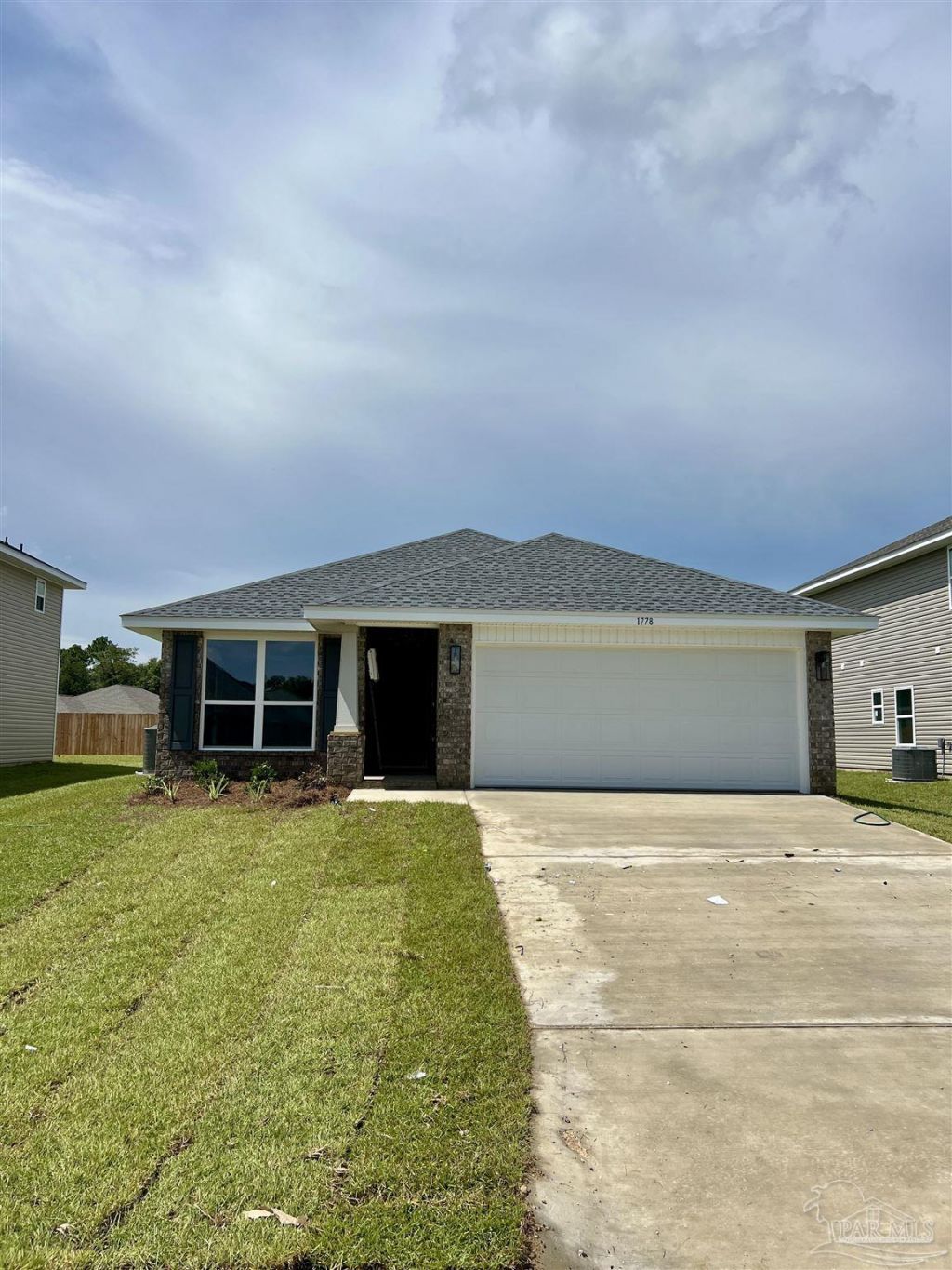927 Pine Top Ln, Unit 6B, Cantonment, FL 32533 Main Photo