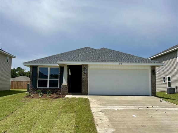 927 Pine Top Ln, Unit 6B, Cantonment, FL 32533