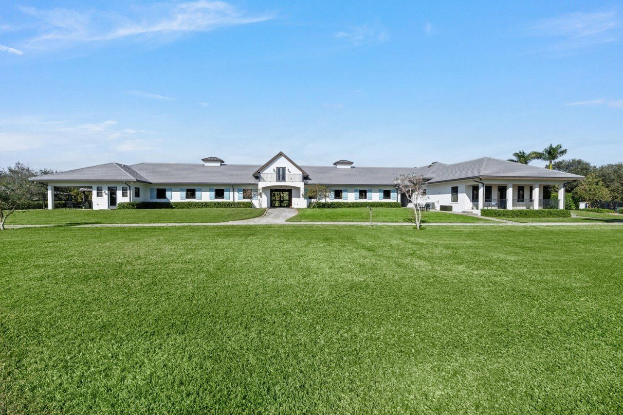 4915 Stables Way, Wellington, FL 33414 Photo