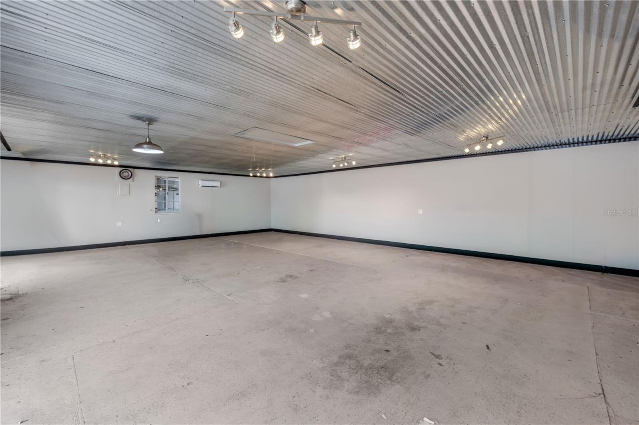 208 Magnolia St, New Smyrna Beach, FL 32168 Photo