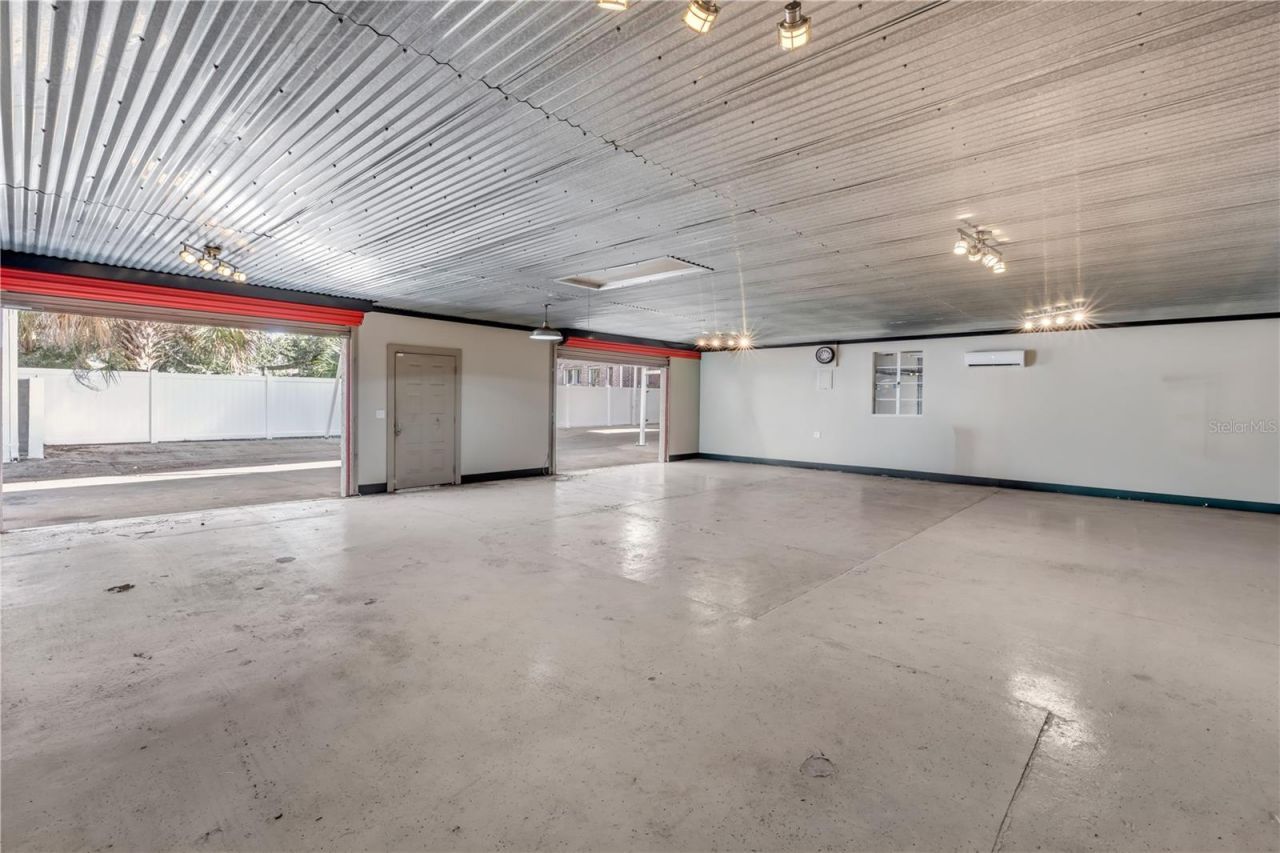 208 Magnolia St, New Smyrna Beach, FL 32168 Photo