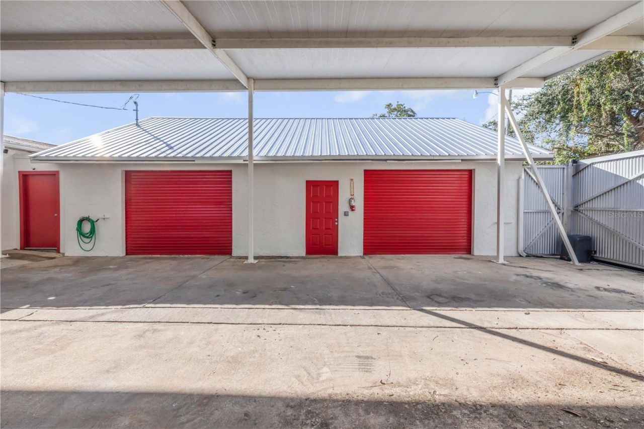 208 Magnolia St, New Smyrna Beach, FL 32168 Photo