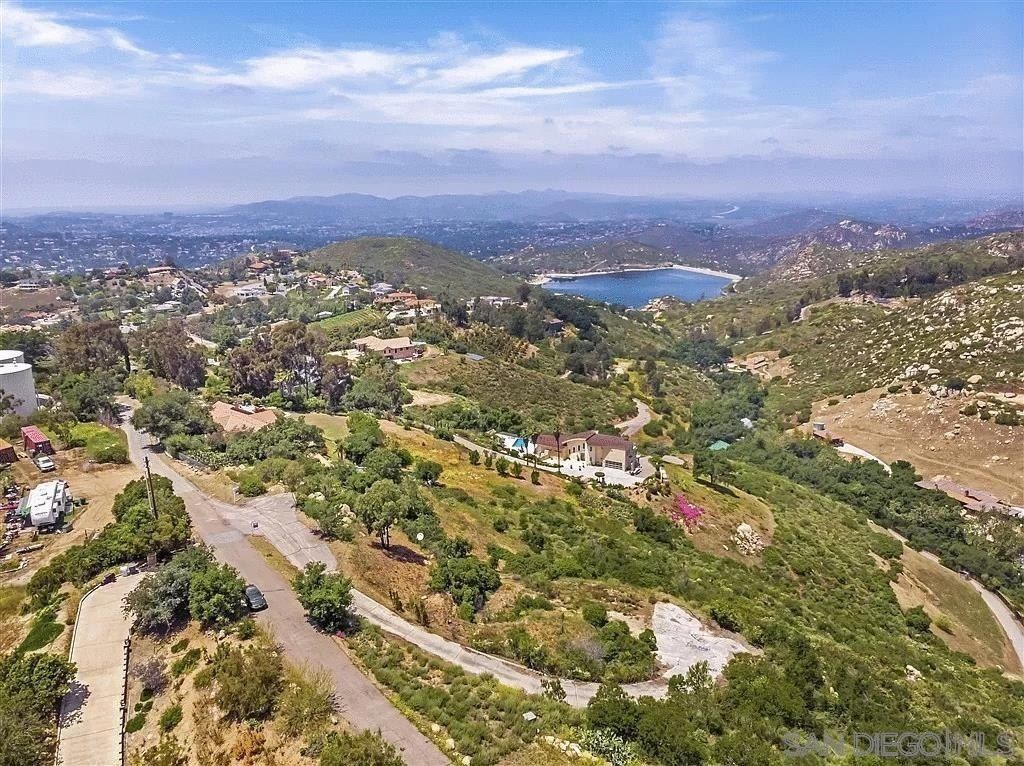 15250 Skyridge Rd, Poway, CA 92064 Main Photo