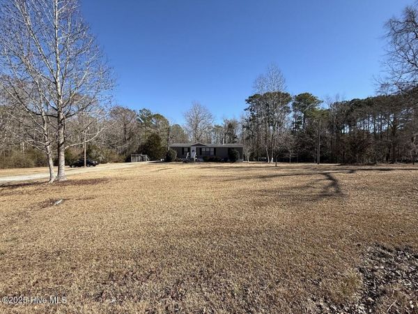 354 Belgrade Swansboro Road, Stella, NC 28582