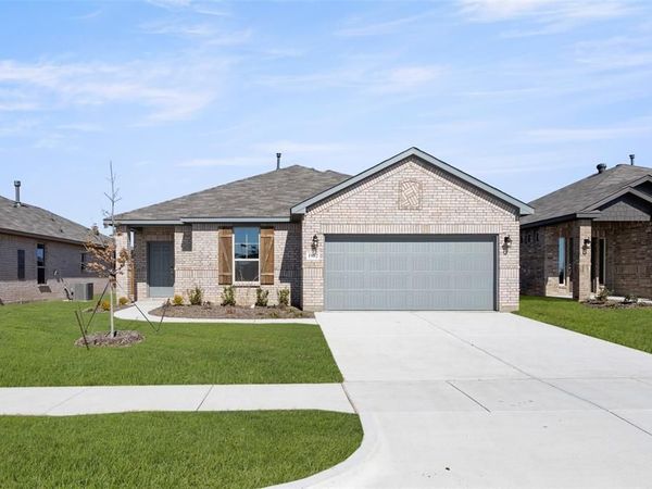 1902 Cheyenne Drive, Cleburne, TX 76033