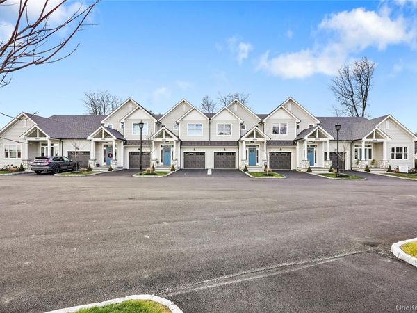 2040 Crompond Road, Unit 23, Yorktown Heights, NY 10598