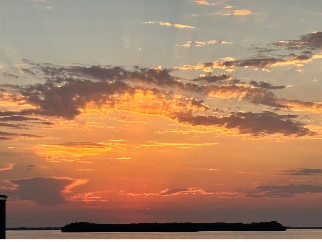 1624 Sea Breeze Drive, Tarpon Springs, FL 34689 Main Photo