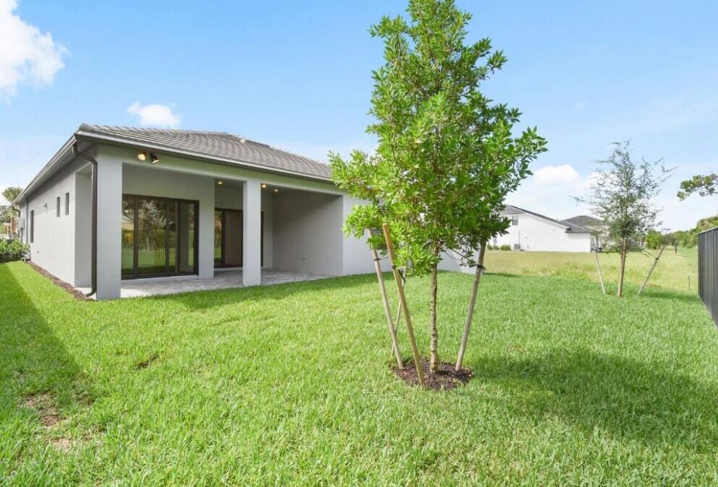 9309 Cape Honey Bee Lane, Unit Prestige 3, Lake Worth, FL 33467 Photo