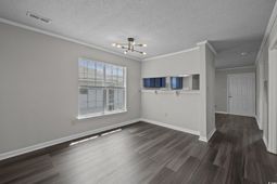 4239 Villas Dr. photo 4