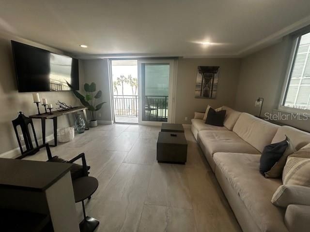 4822 Ocean Boulevard, Unit 2F, Sarasota, FL 34242 Photo
