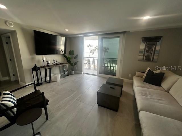 4822 Ocean Boulevard, Unit 2F, Sarasota, FL 34242 Photo