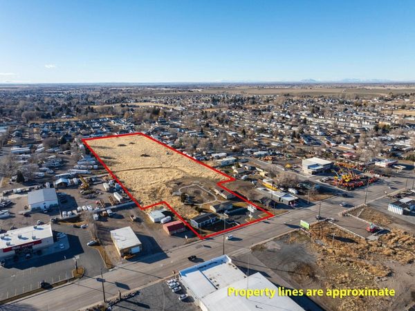 4951 Yellowstone, Chubbuck, ID 83202