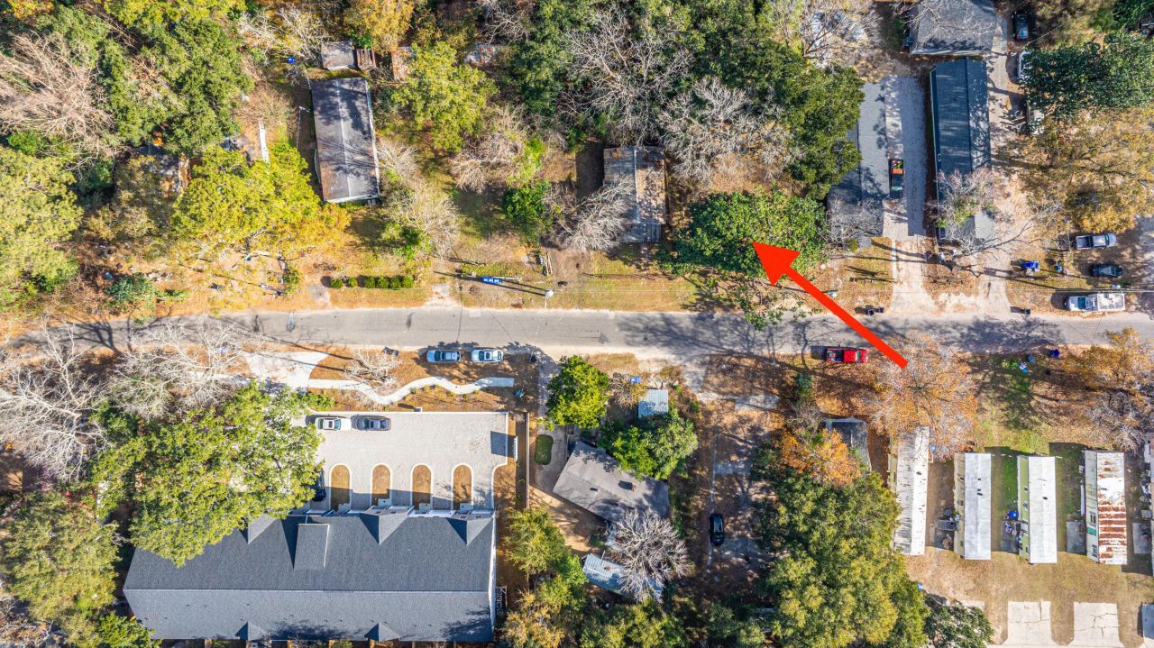 4226 Barnwell Avenue Photo 6