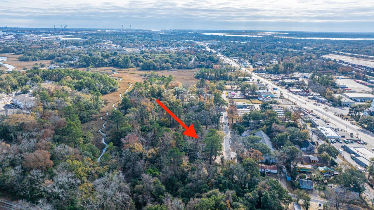 4226 Barnwell Avenue Photo 7