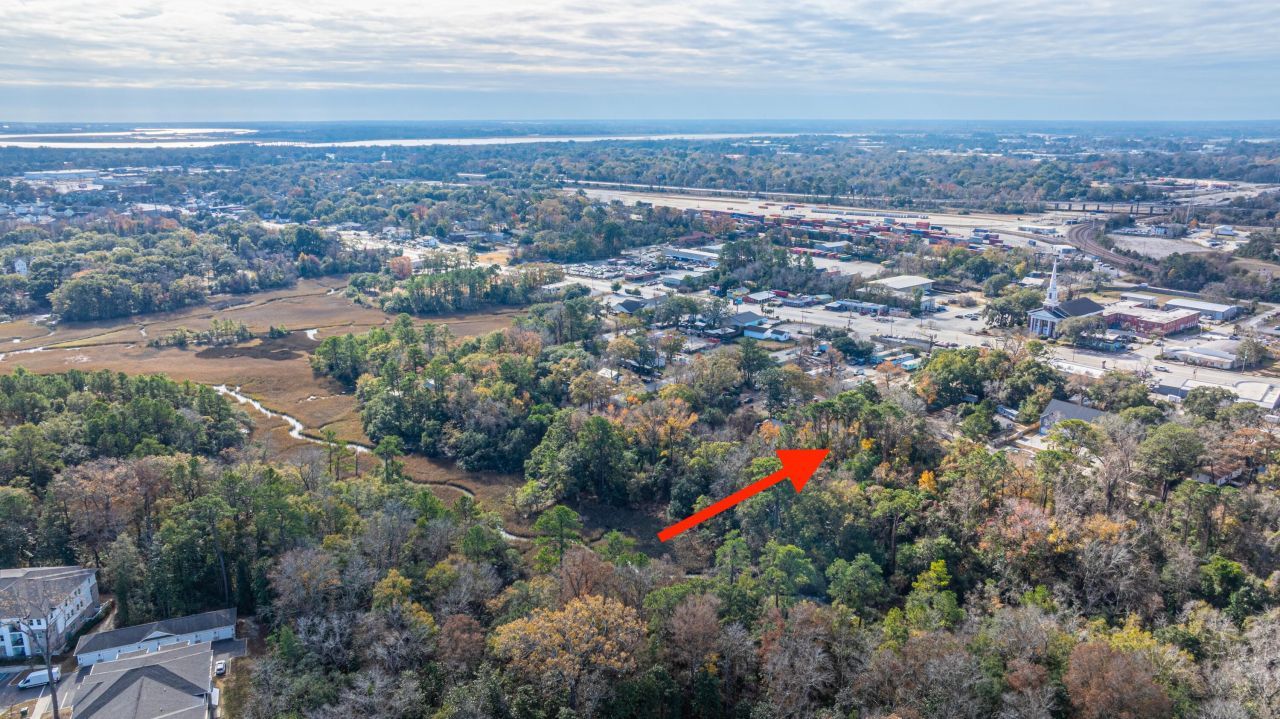 4226 Barnwell Avenue Photo 8