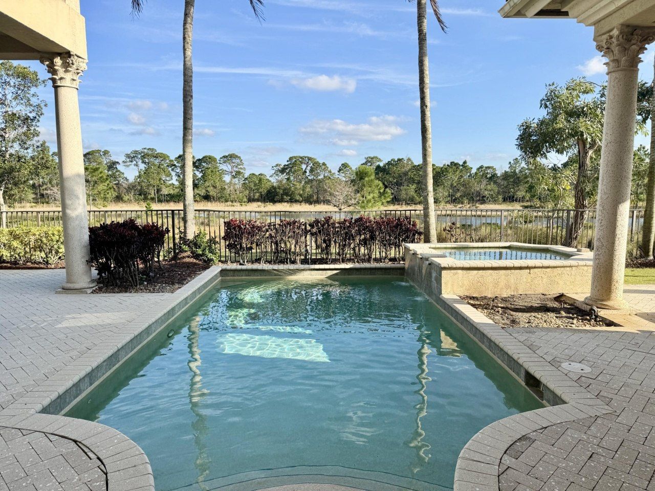 110 SE Rio Casarano, Port Saint Lucie, FL 34984 Photo