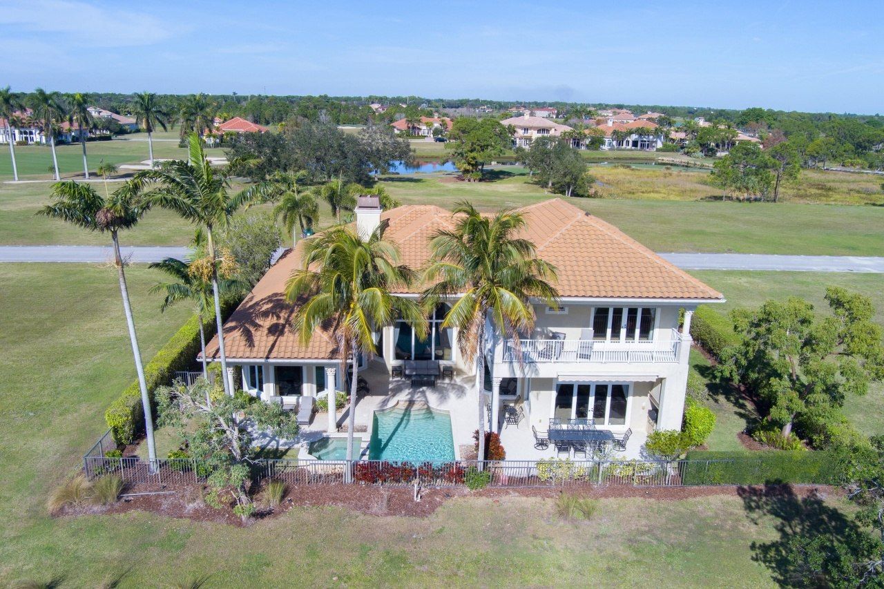 110 SE Rio Casarano, Port Saint Lucie, FL 34984 Photo