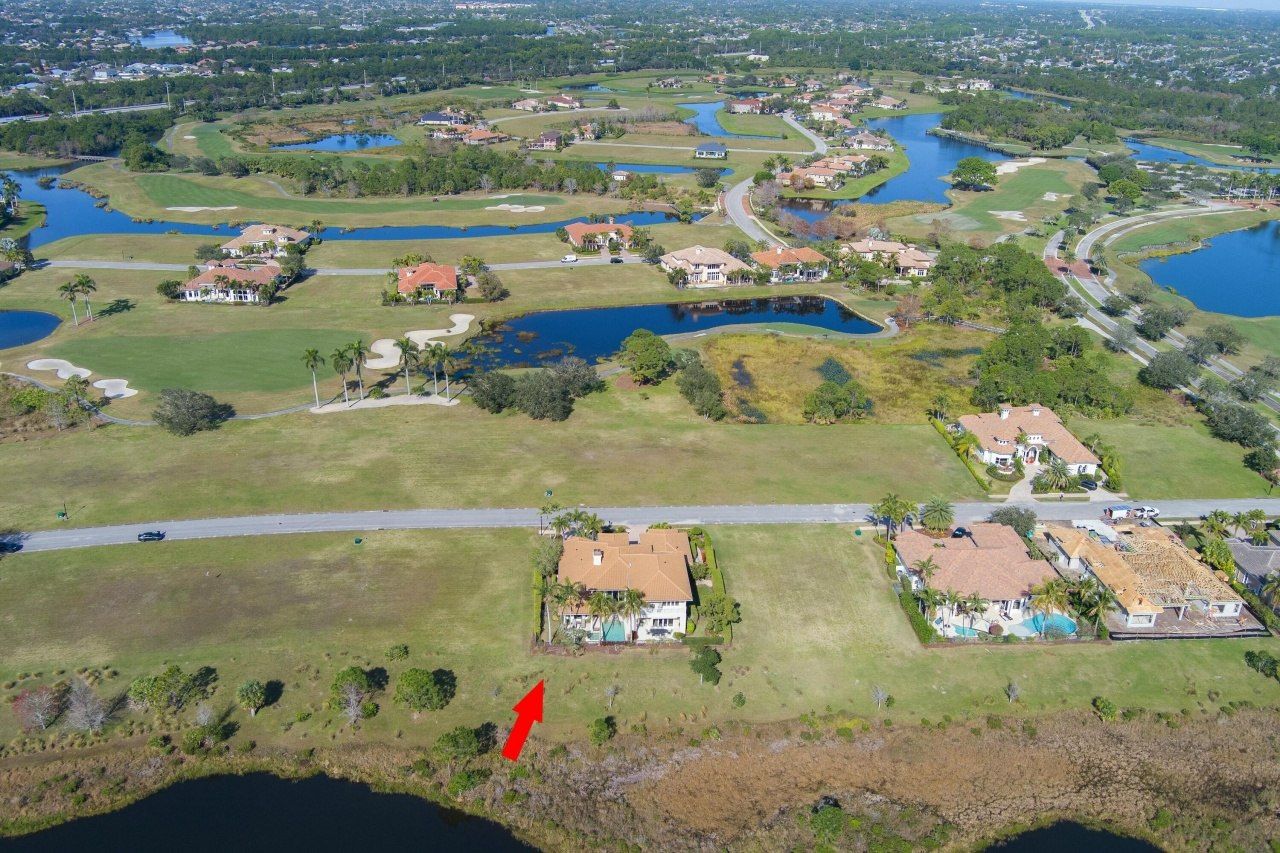 110 SE Rio Casarano, Port Saint Lucie, FL 34984 Photo