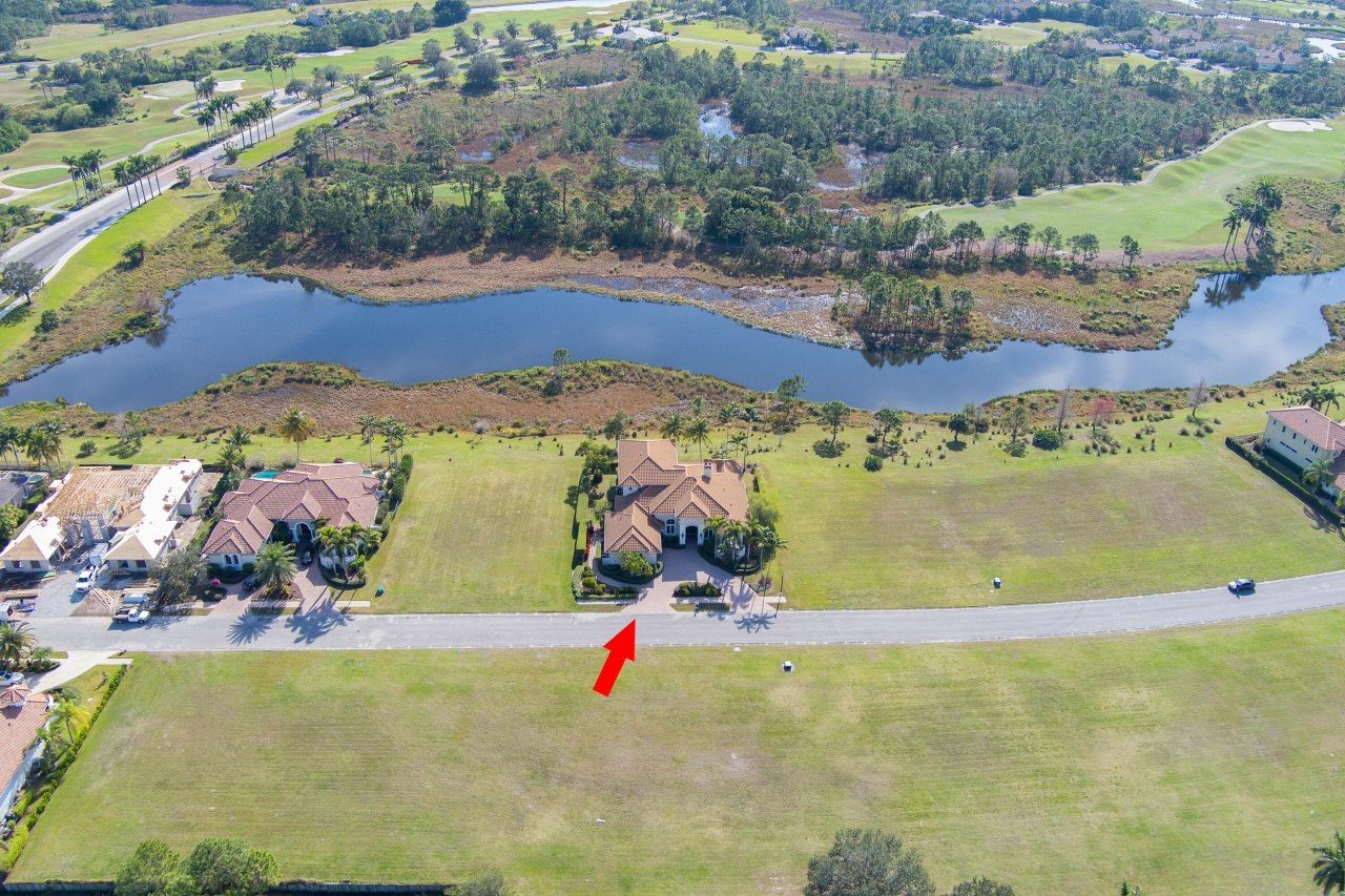 110 SE Rio Casarano, Port Saint Lucie, FL 34984 Photo