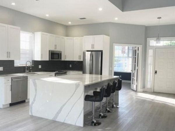 304 NW Bentley Circle, Port Saint Lucie, FL 34986