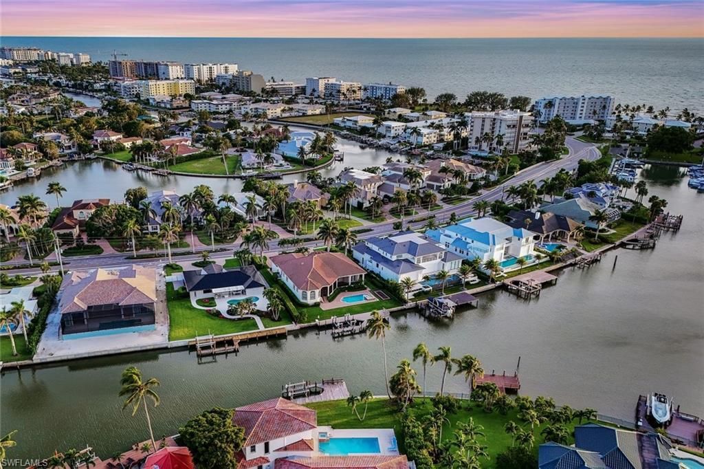 350 Bow Line Bend, Naples, FL 34103 Photo