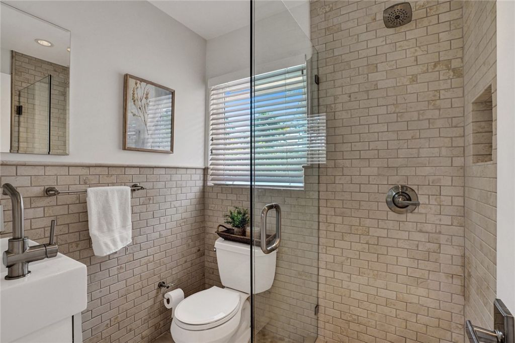 201 SE Fiore Bello, Port Saint Lucie, FL 34952 Photo