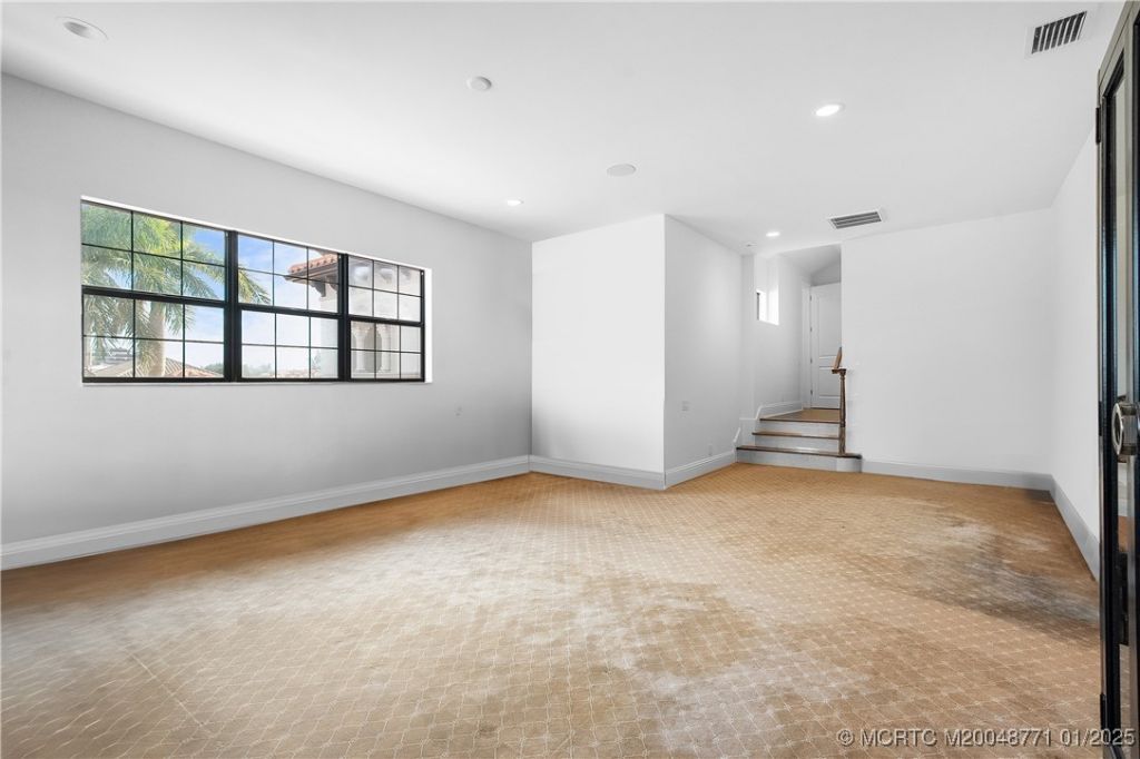 201 SE Fiore Bello, Port Saint Lucie, FL 34952 Photo