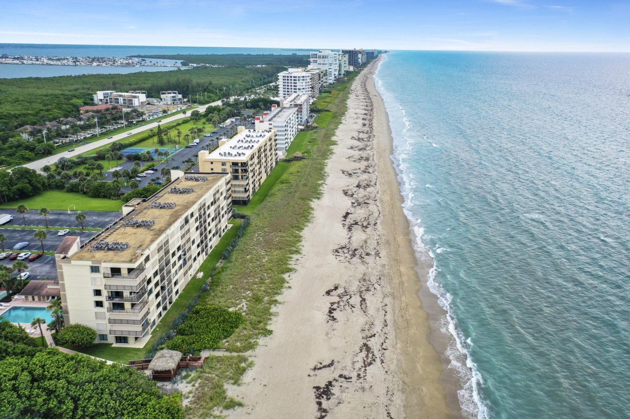 10310 S Ocean Drive, Unit 405, Jensen Beach, FL 34957 Photo