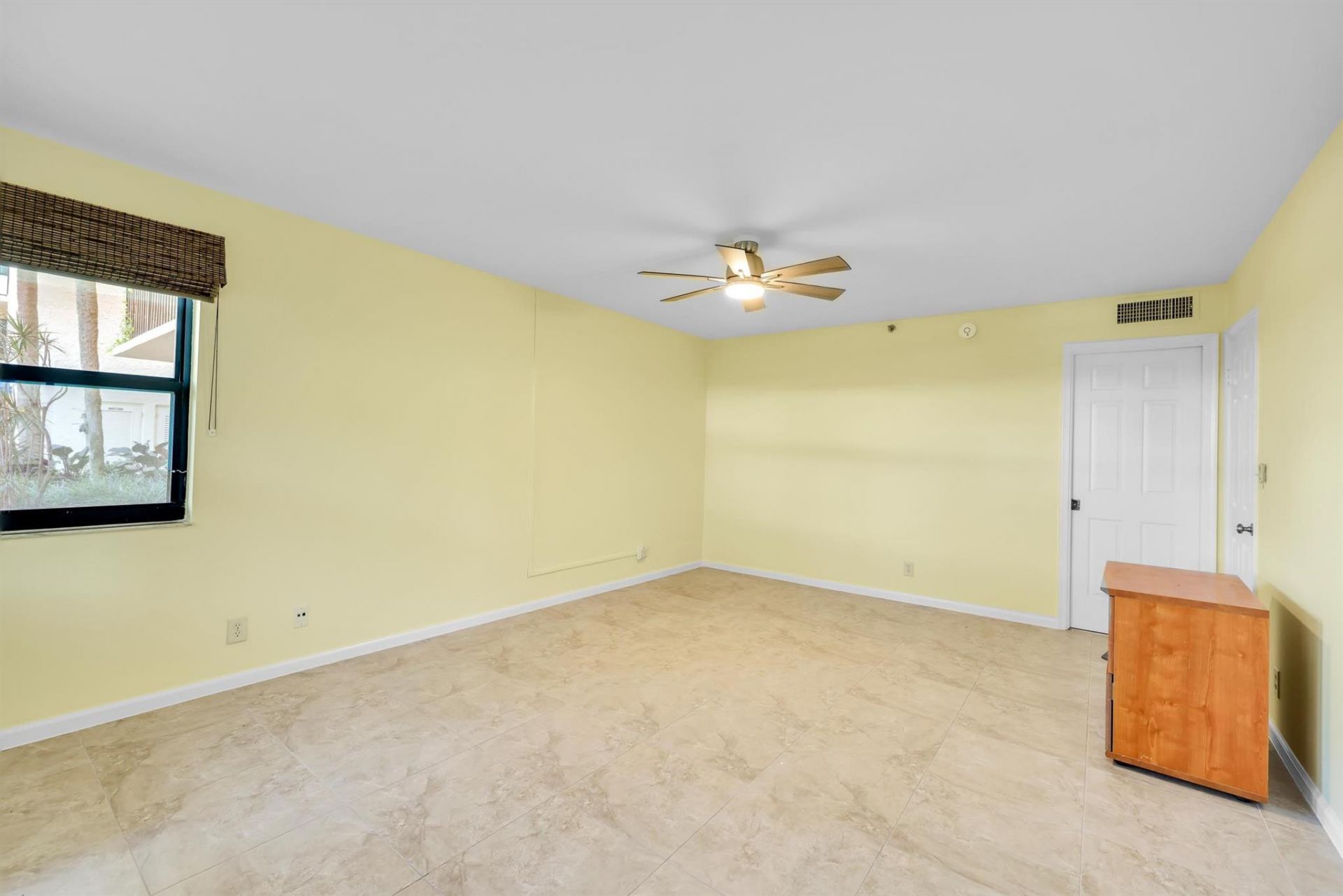 374 Golfview Rd, Unit 106, North Palm Beach, FL 33408 Photo